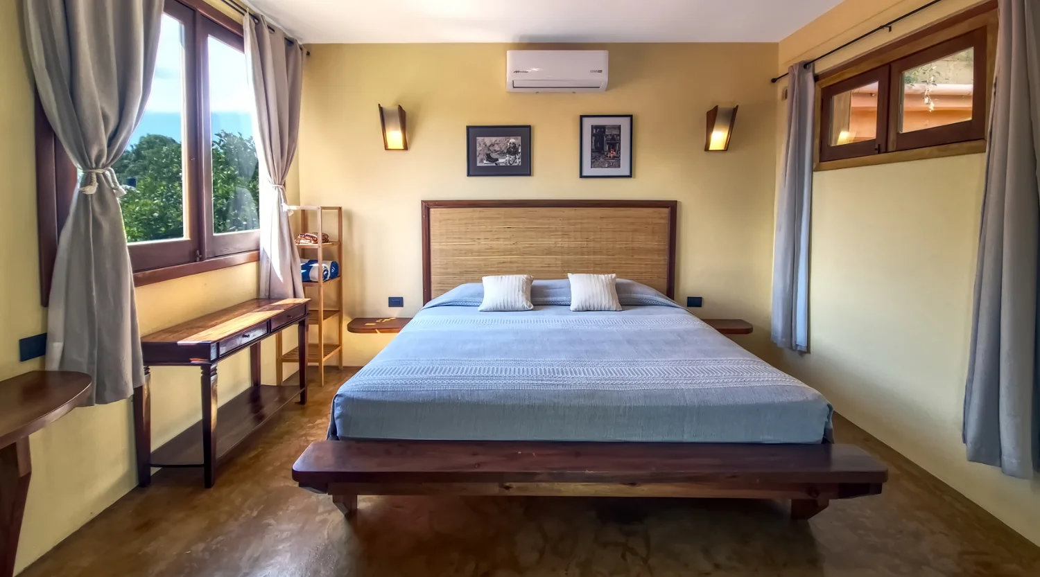 Double Room with king-size bed